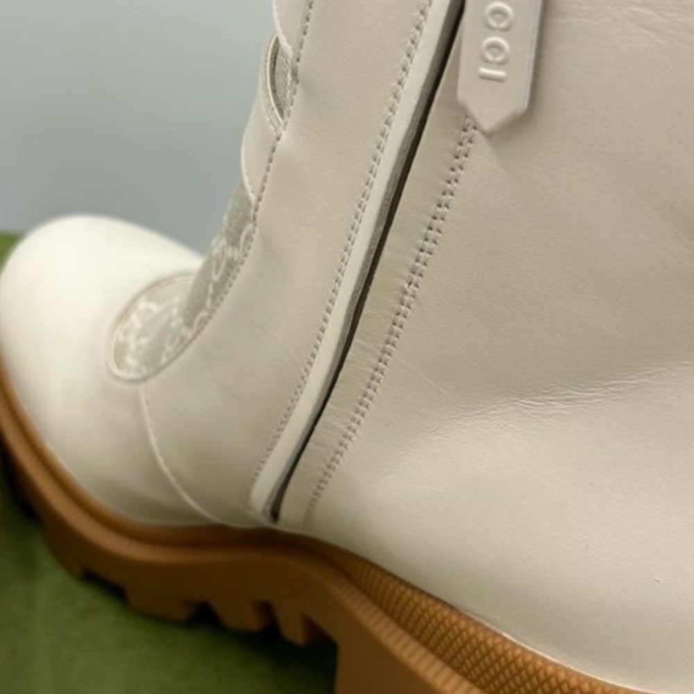 Gucci Women's GG SUPREME LUG SOLE COMBAT boots . Size 42 (US 12) - Picture 6 of 7